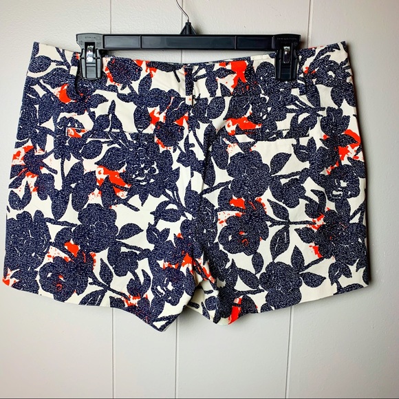 Ann Taylor Pants - Ann Taylor floral Shorts